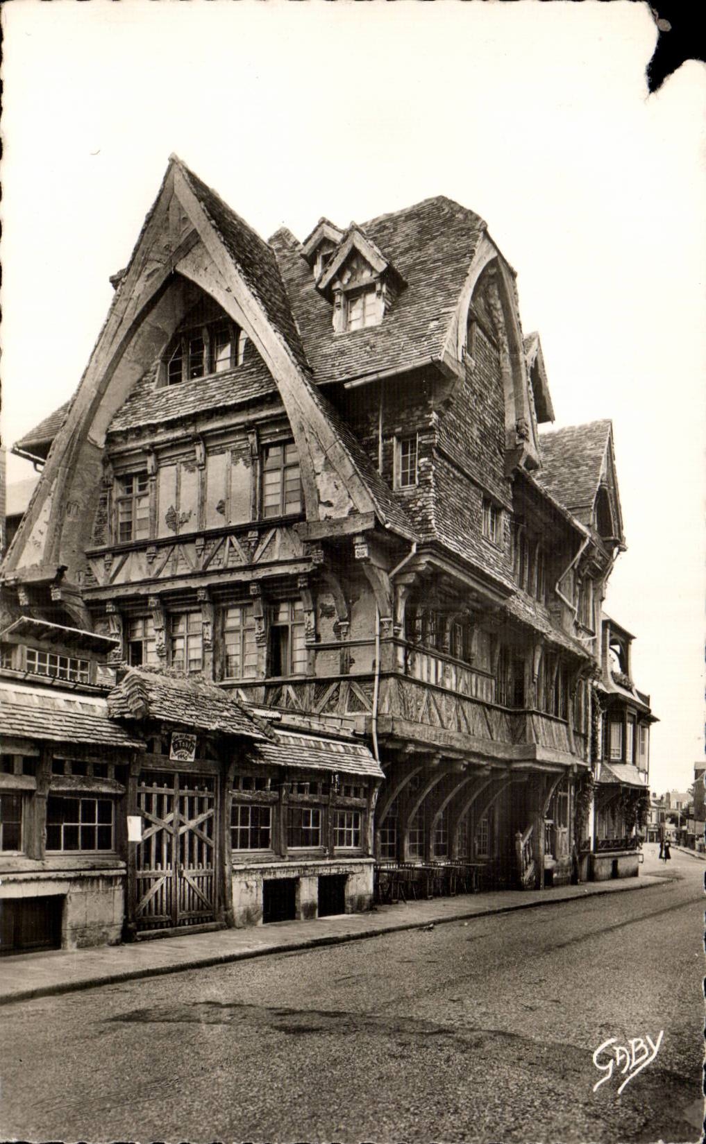 Etretat it Grill room - CPA