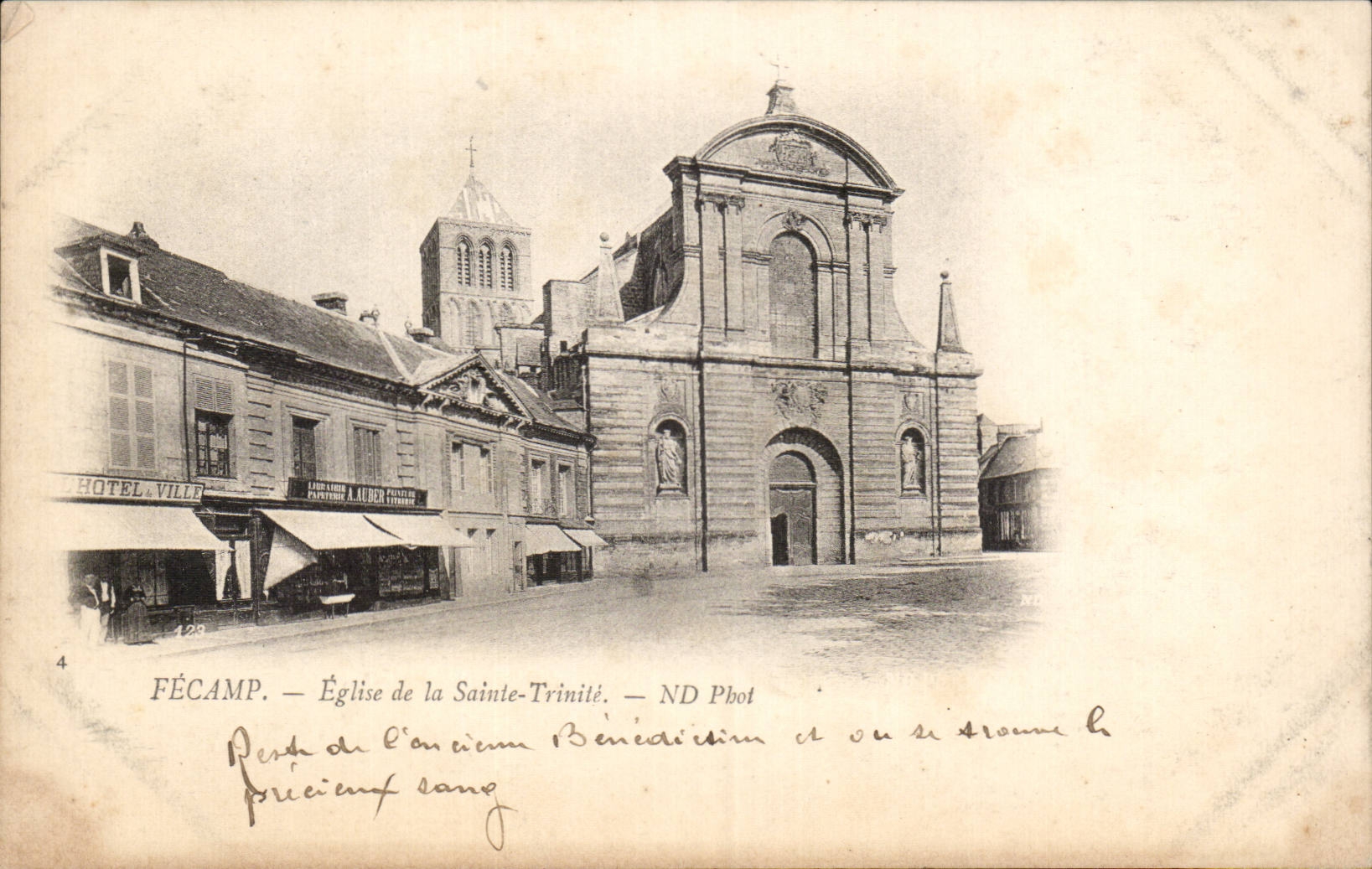 Fecamp - iglesia de Sainte la trinidad - CPA