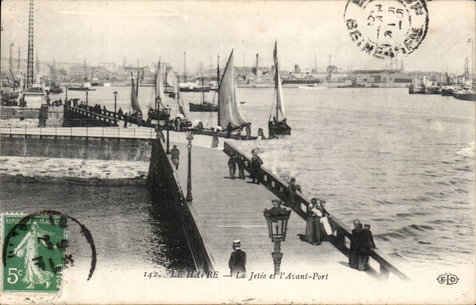 CPA Le Havre the pier and before port