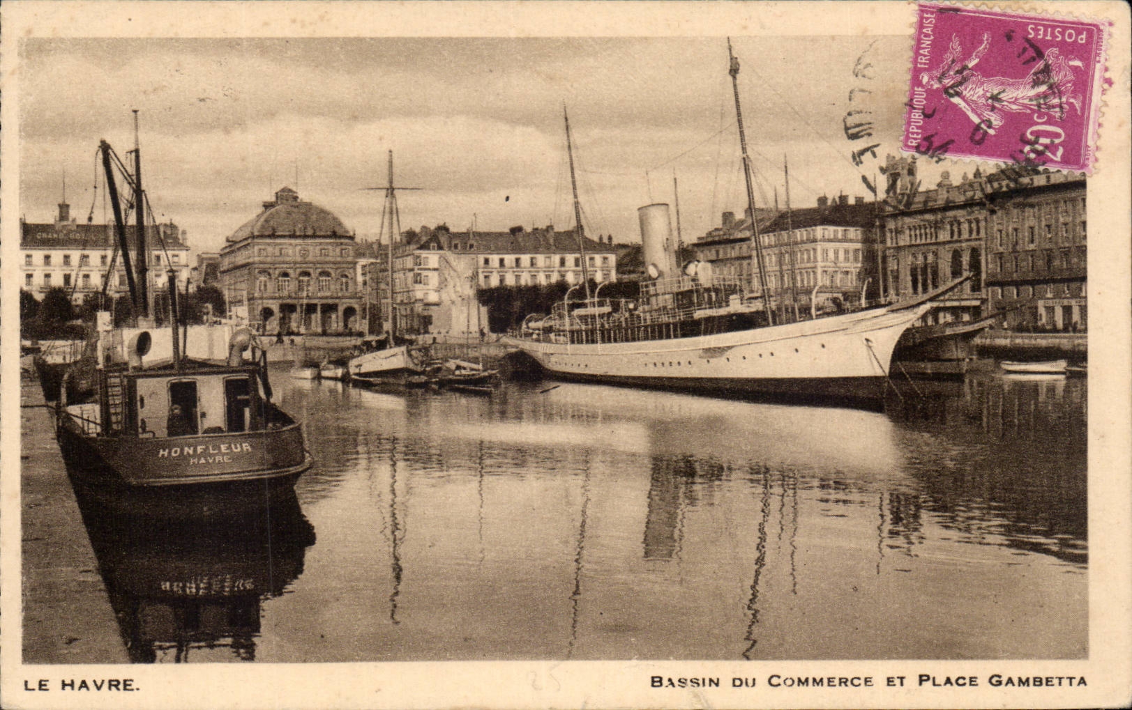CPA Le Havre Basin commercial and place Gambetta Honfleur Boat
