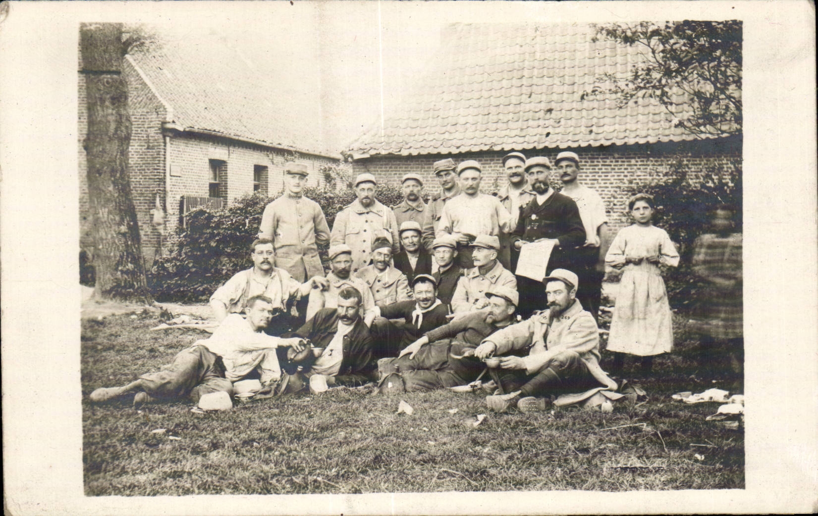 Real photo Militaria Soldiers Regiment