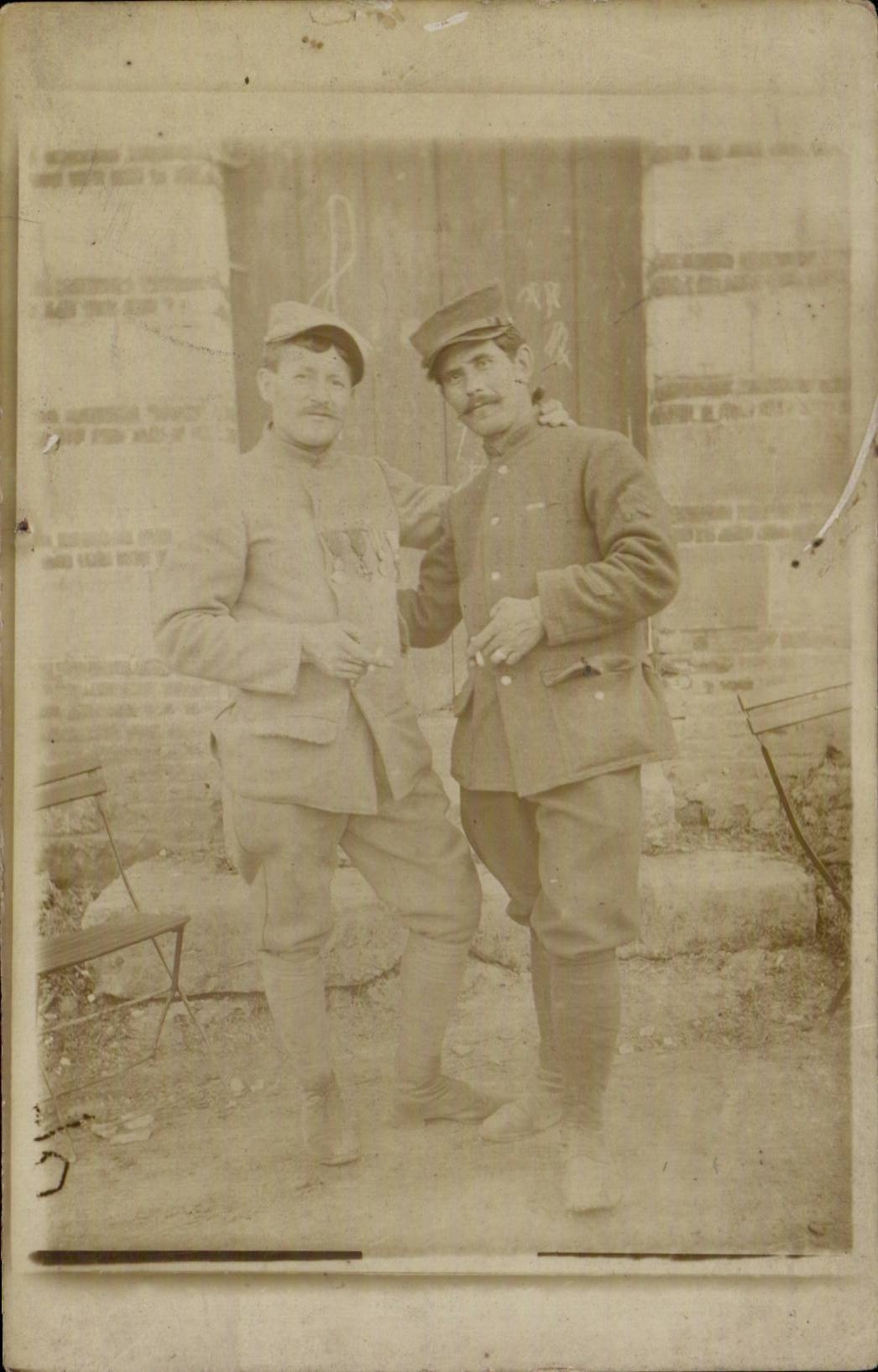 Real photo Militaria Soldiers