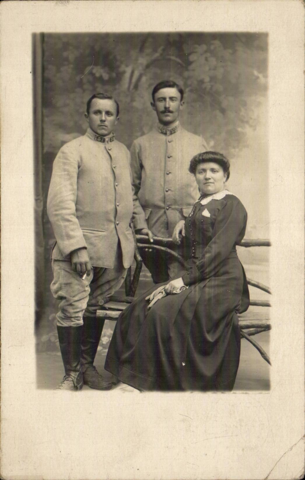 Real photo Militaria Soldiers