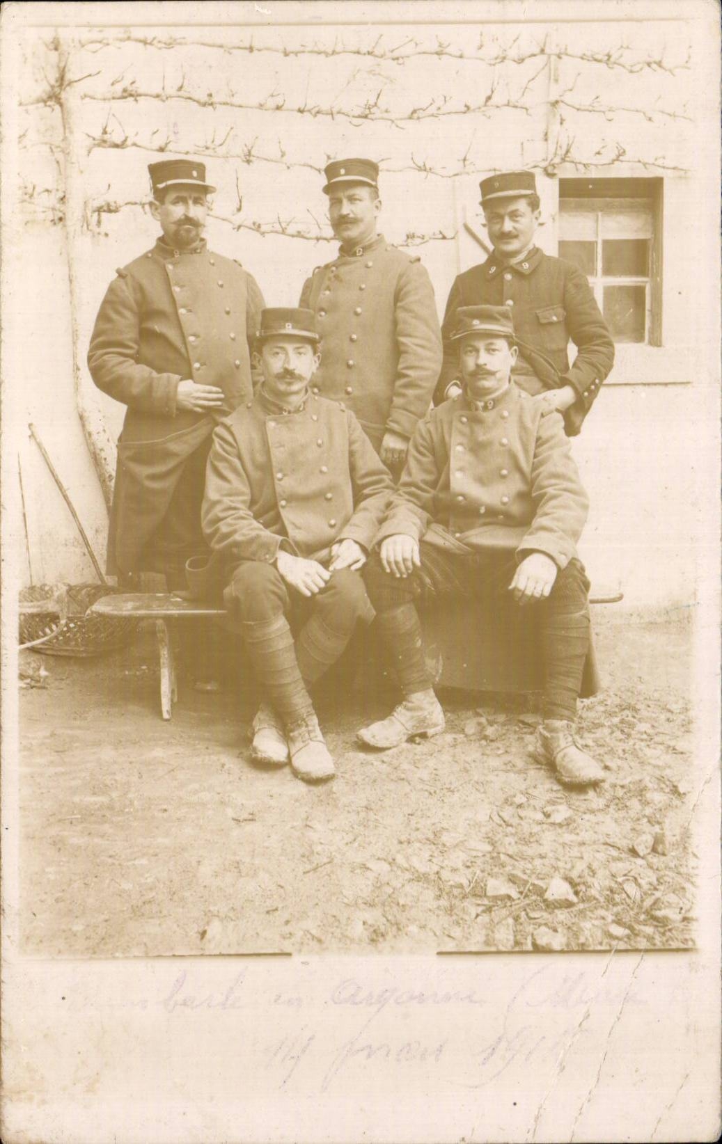 Real photo Militaria Soldiers