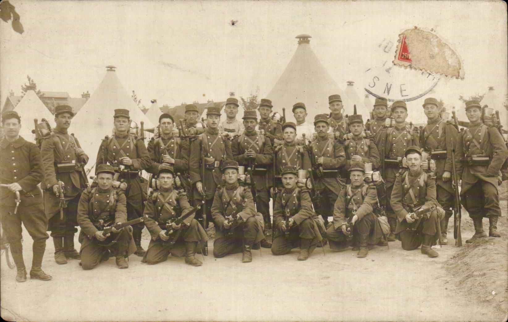 CPA Militaria Soldiers Camp of Sissonne