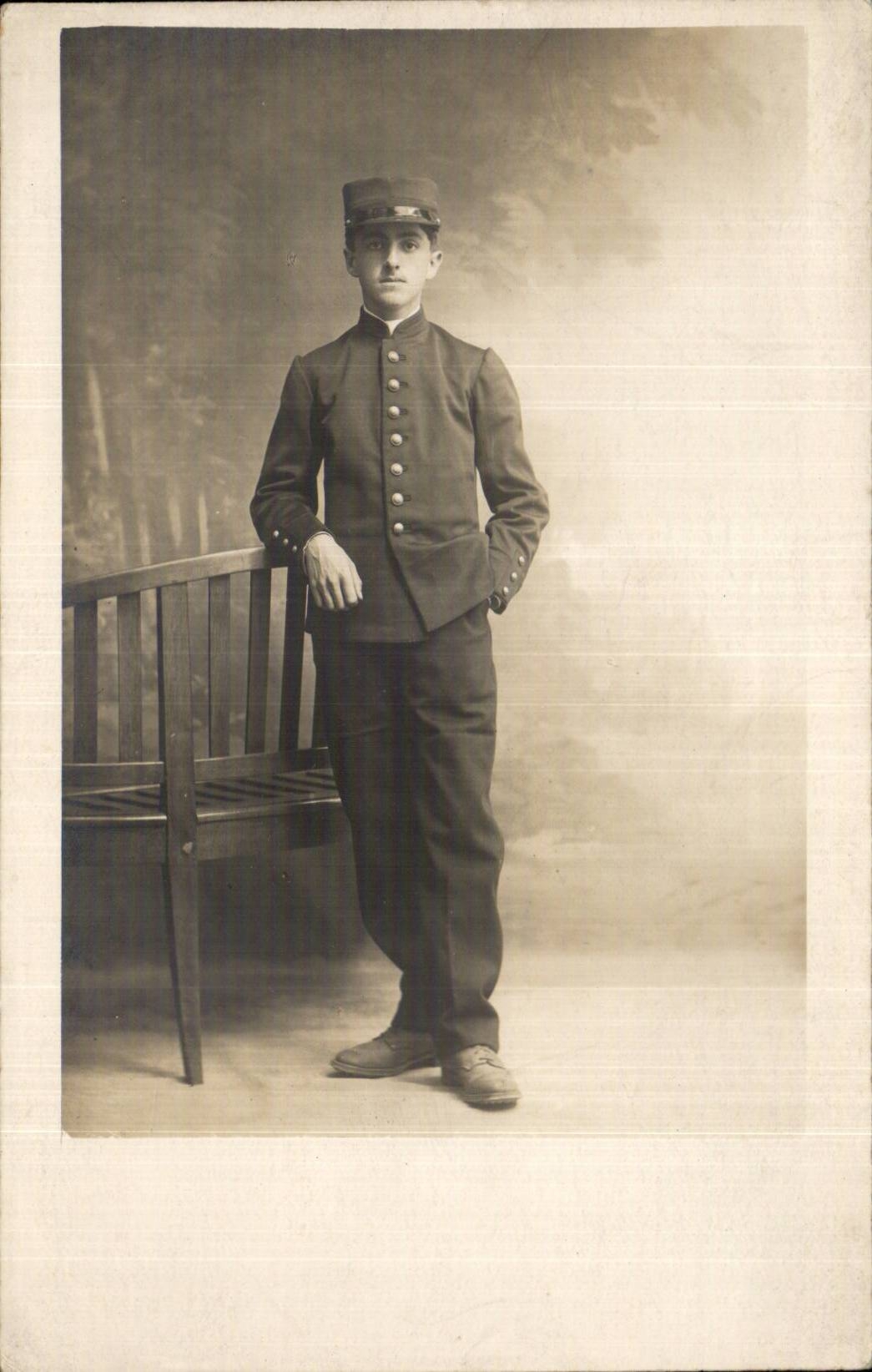 CPA Real photo Militaria Soldier