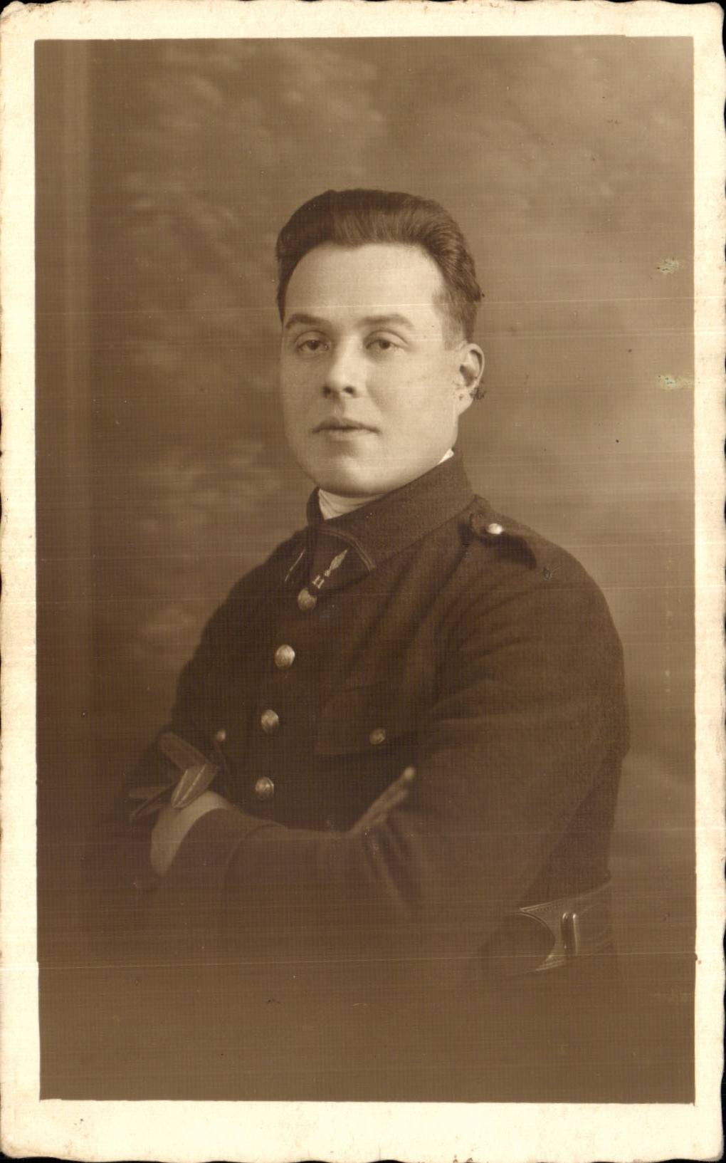 CPA Real photo Militaria Hairy Soldier