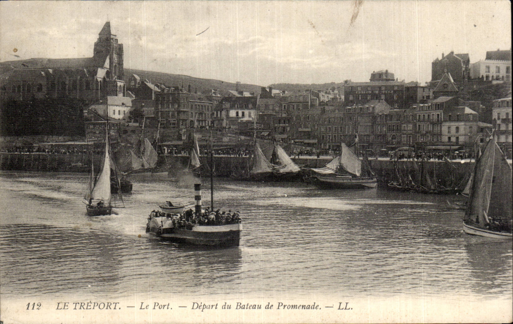 CPA Treport Le port Departure del barco de la caminata