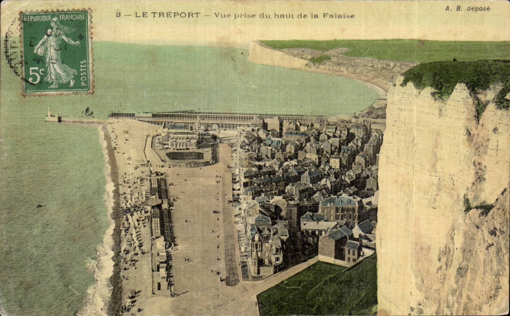 CPA Treport visto de la tapa del acantilado