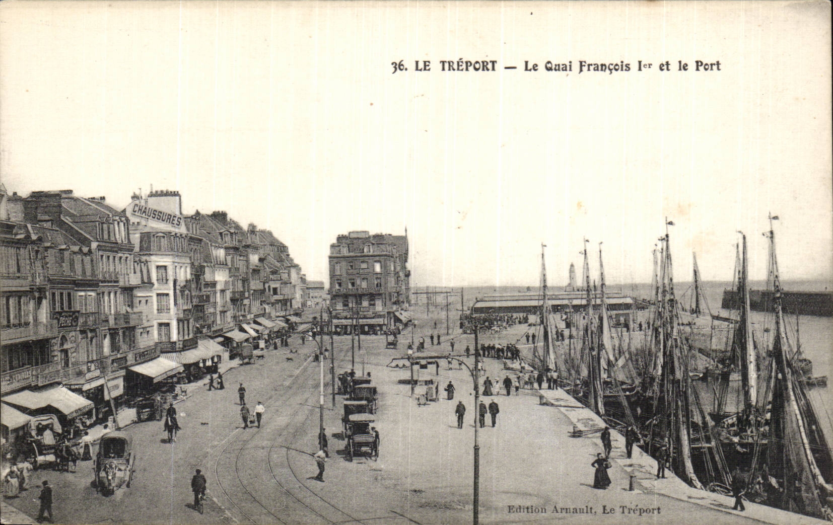 Muelle 1r de CPA Treport Le François y el puerto