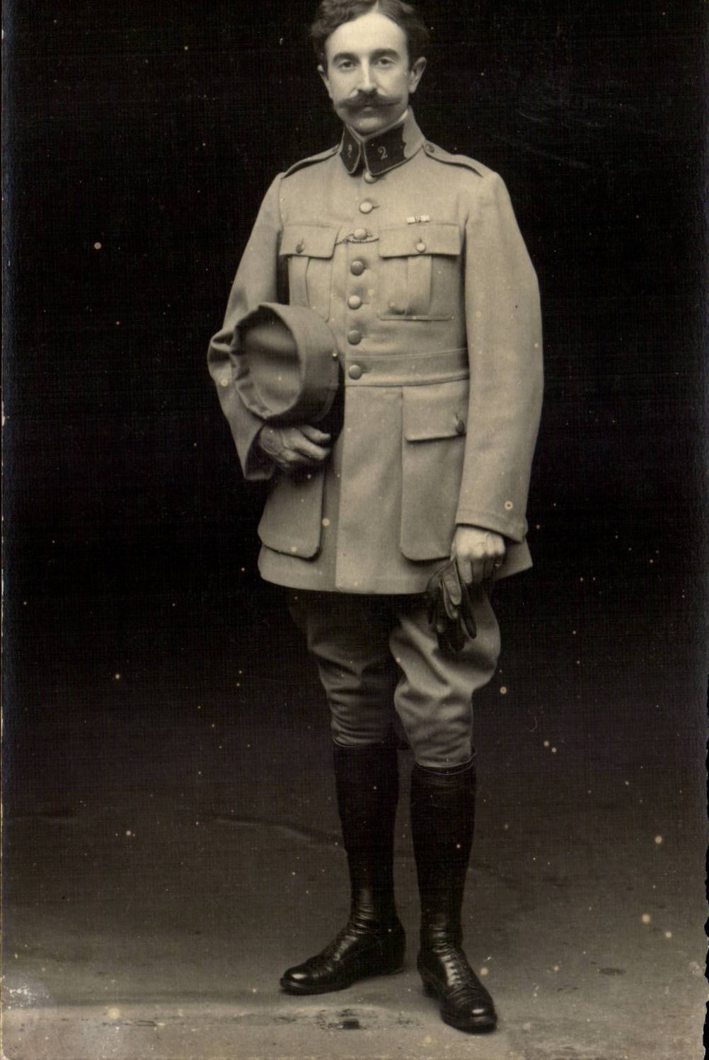 CPA Real photo Militaria Soldier