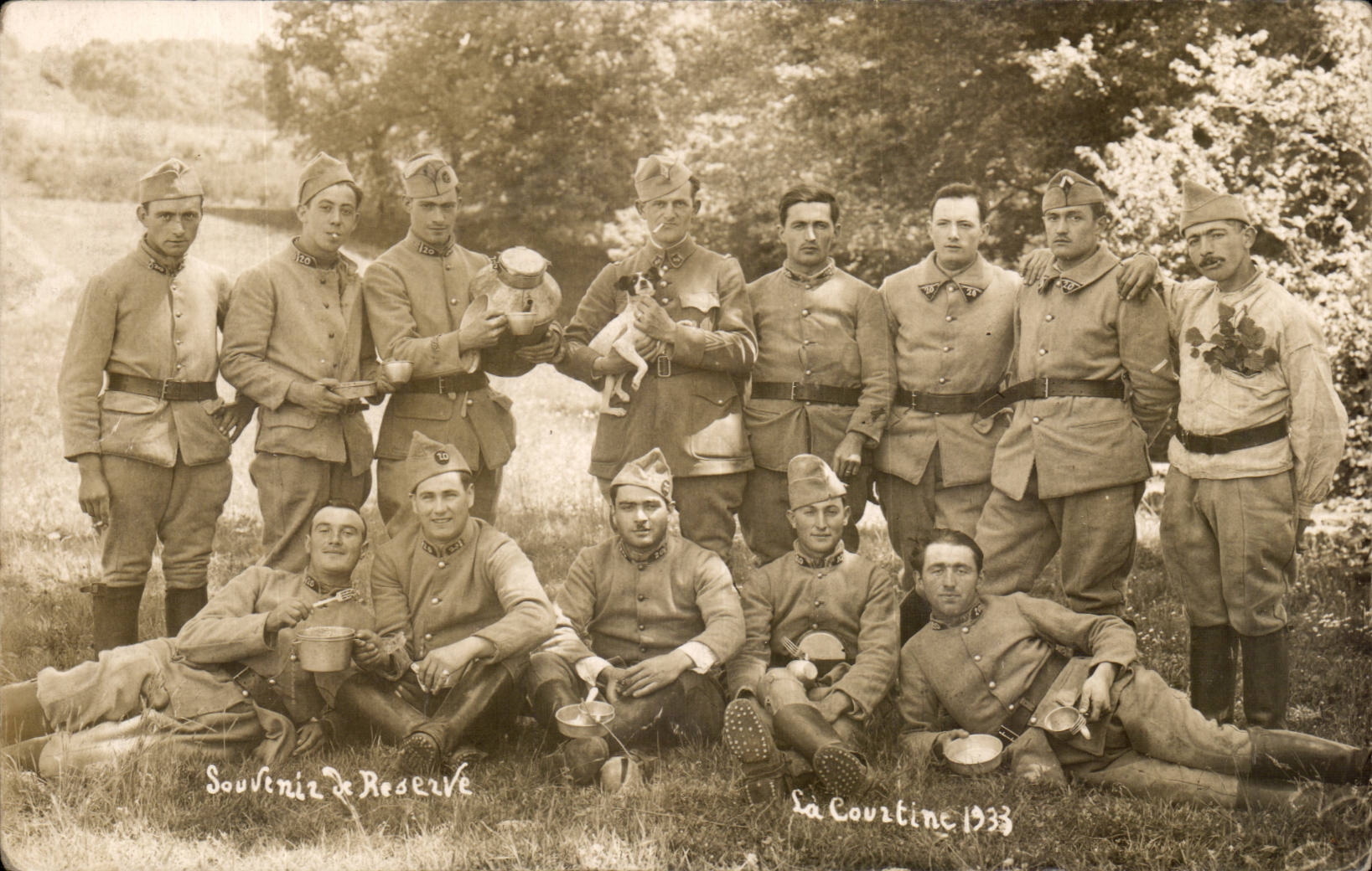 Real photo Militaria Souvenir of reserve Courtine 1933