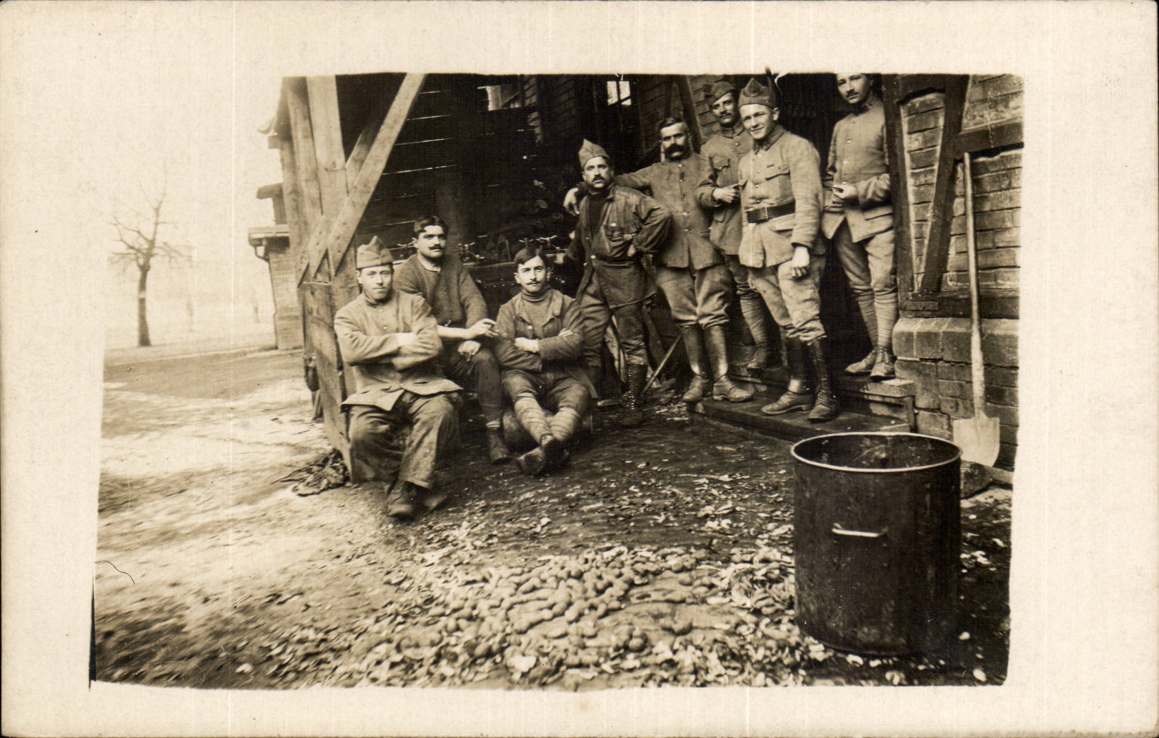 Real photo Militaria Hairy Soldiers