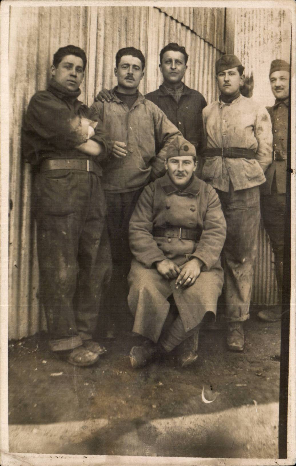 Real photo Militaria Soldiers