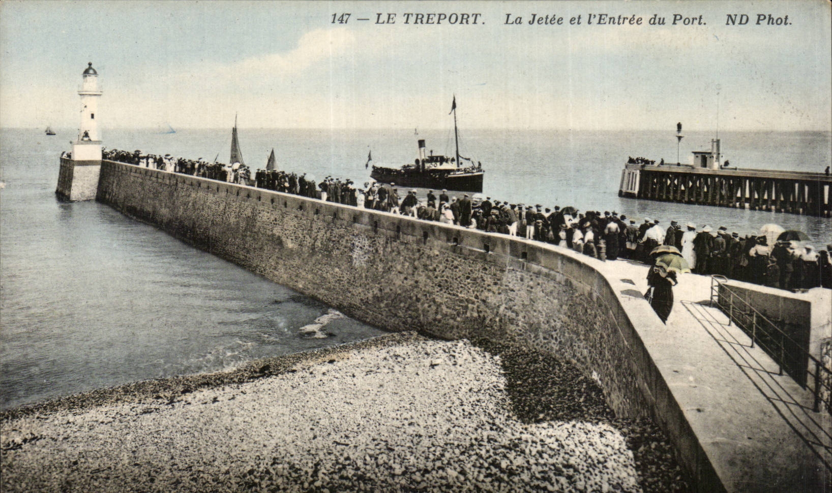 CPA Treport el embarcadero y el entrar del puerto