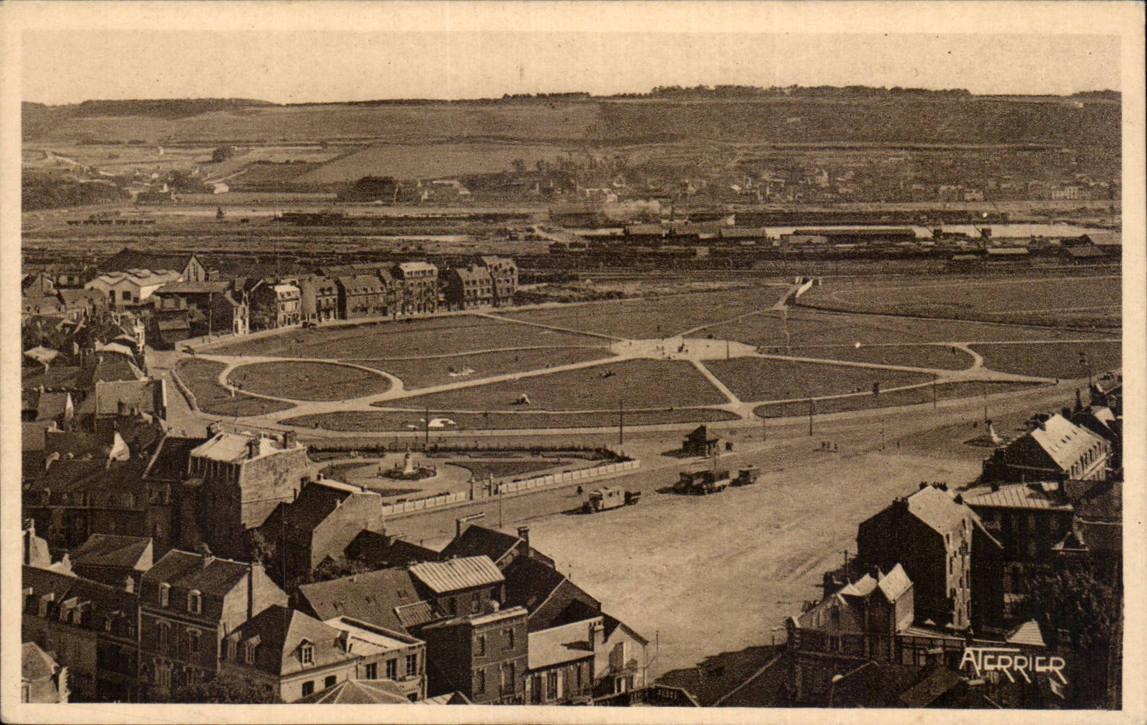 Les Bains de los mares de CPA el prado con Treport moderno lejano