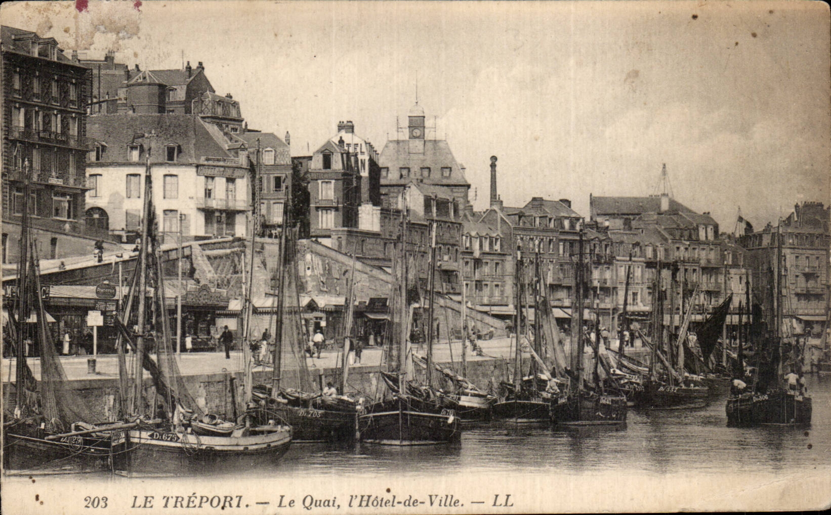 CPA Treport Le quay el ayuntamiento