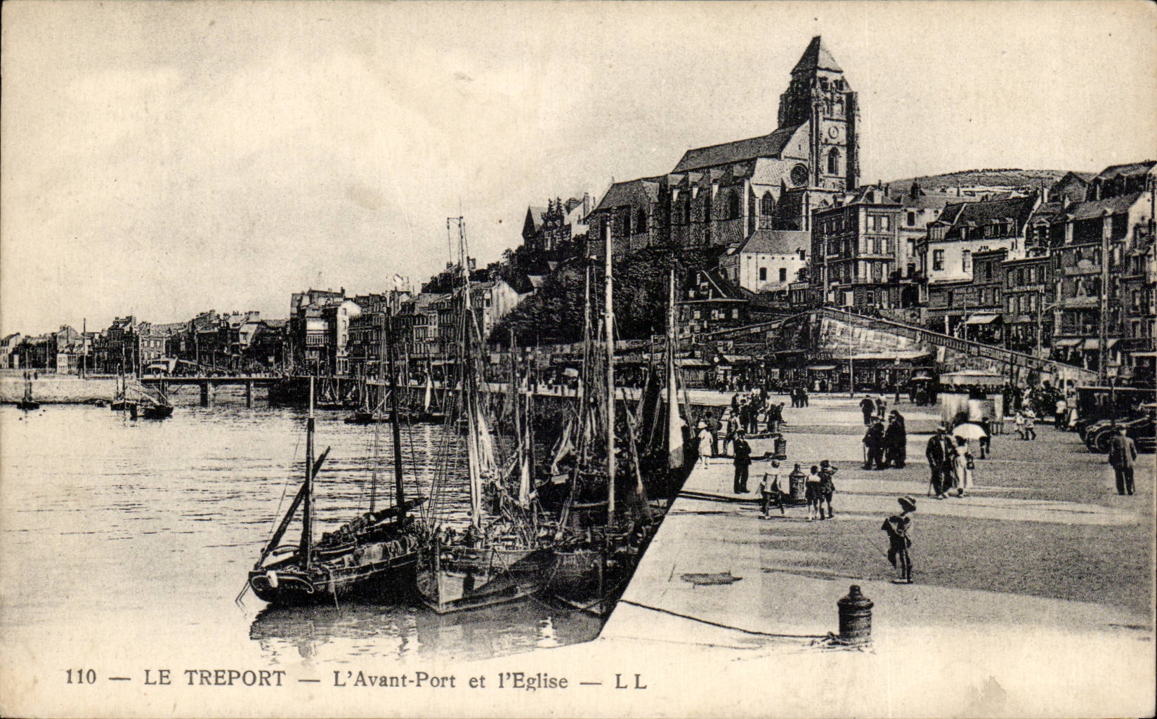 CPA Treport antes del puerto y de la iglesia