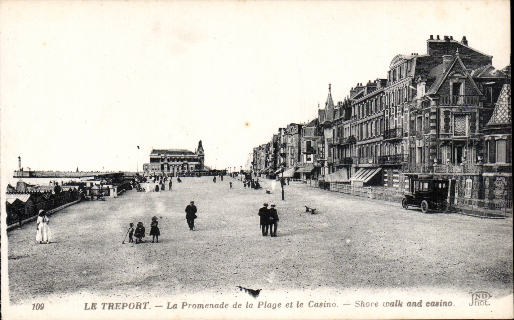 CPA Treport la caminata de la playa y del casino