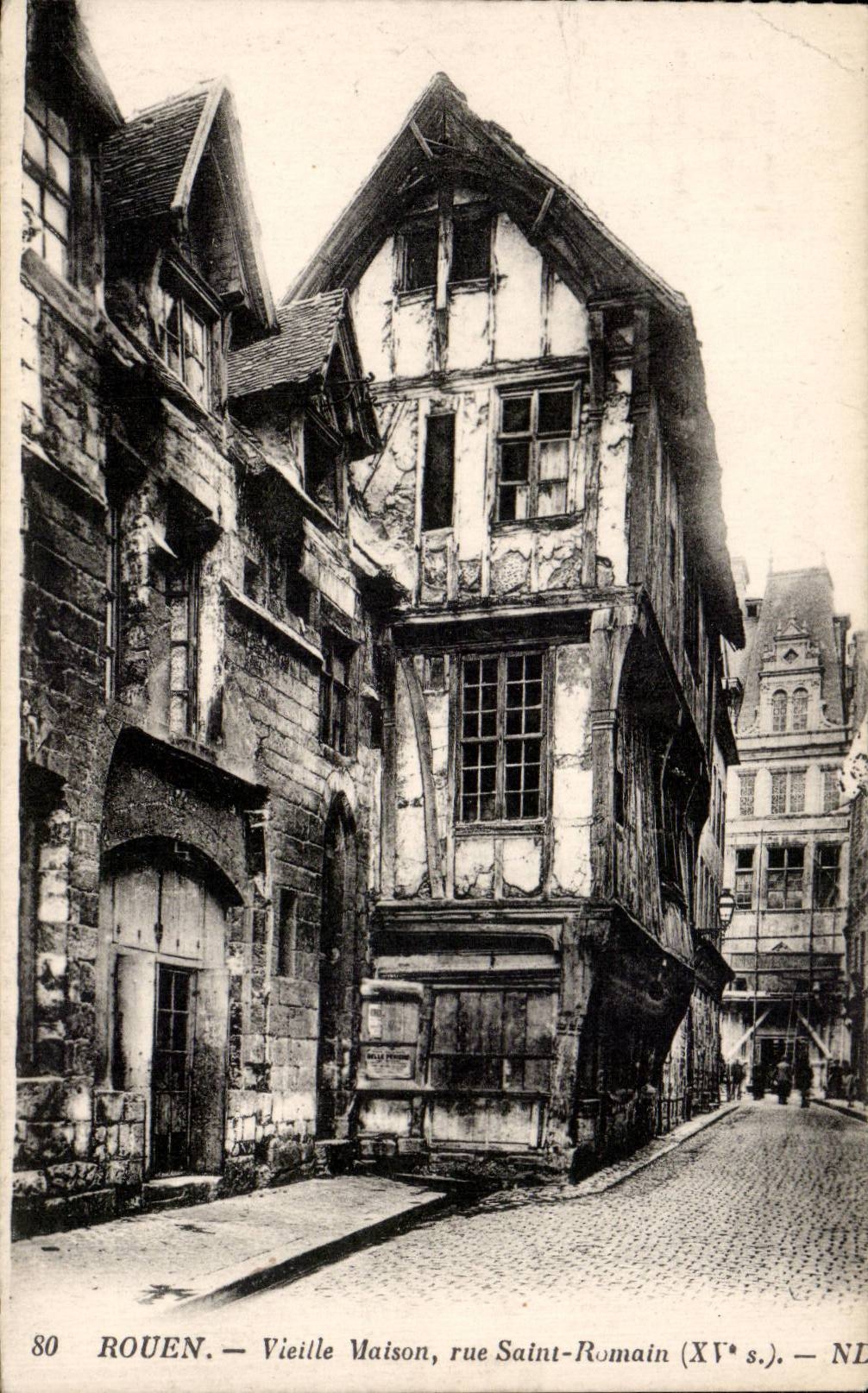 CPA Rouen Old woman house Street Saint Romain