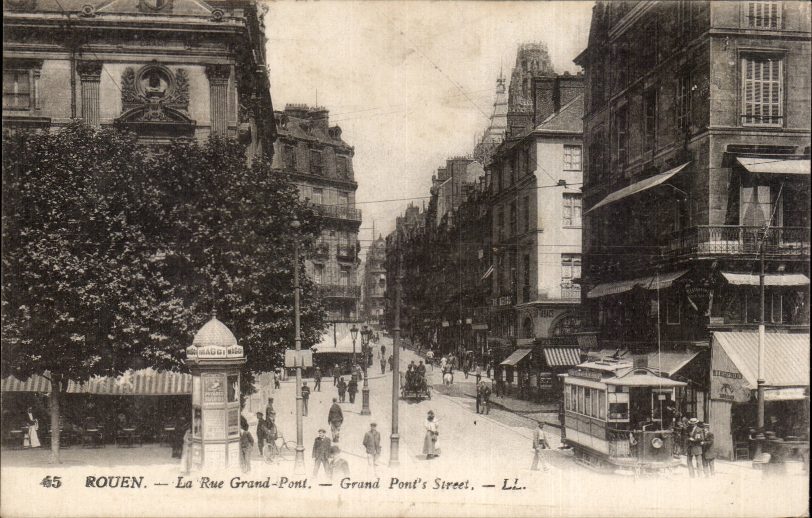 CPA Rouen the street Large bridge
