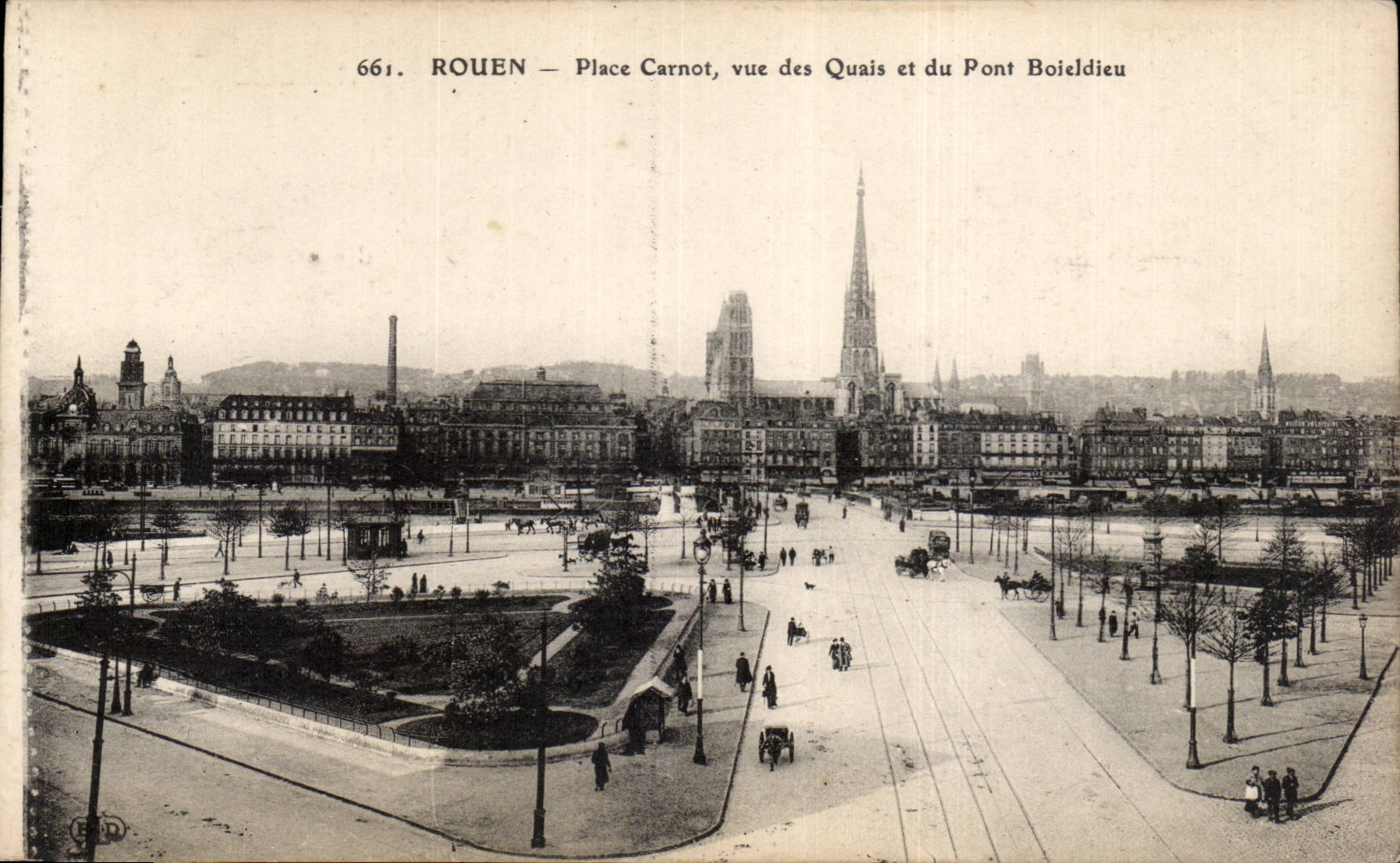 CPA Rouen Places Carnot seen of the quays and the Boieldieu Bridge