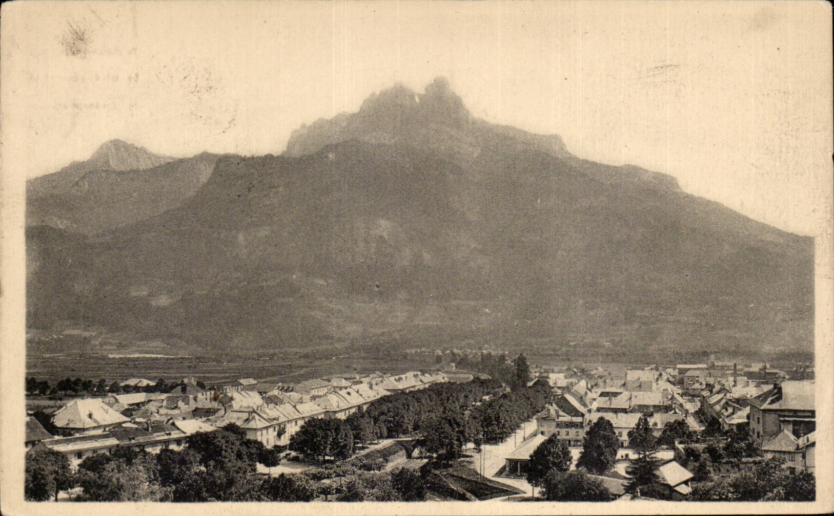 CPA Sallanches Vue generale Aiguilles de Varens