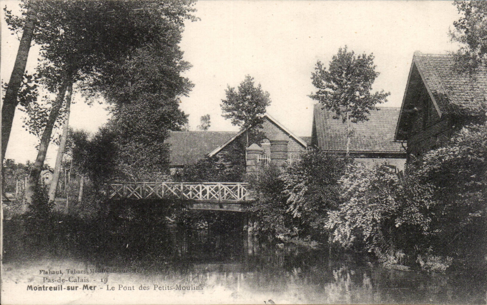 Montreuil it Bridge of Small Moulins - CPA