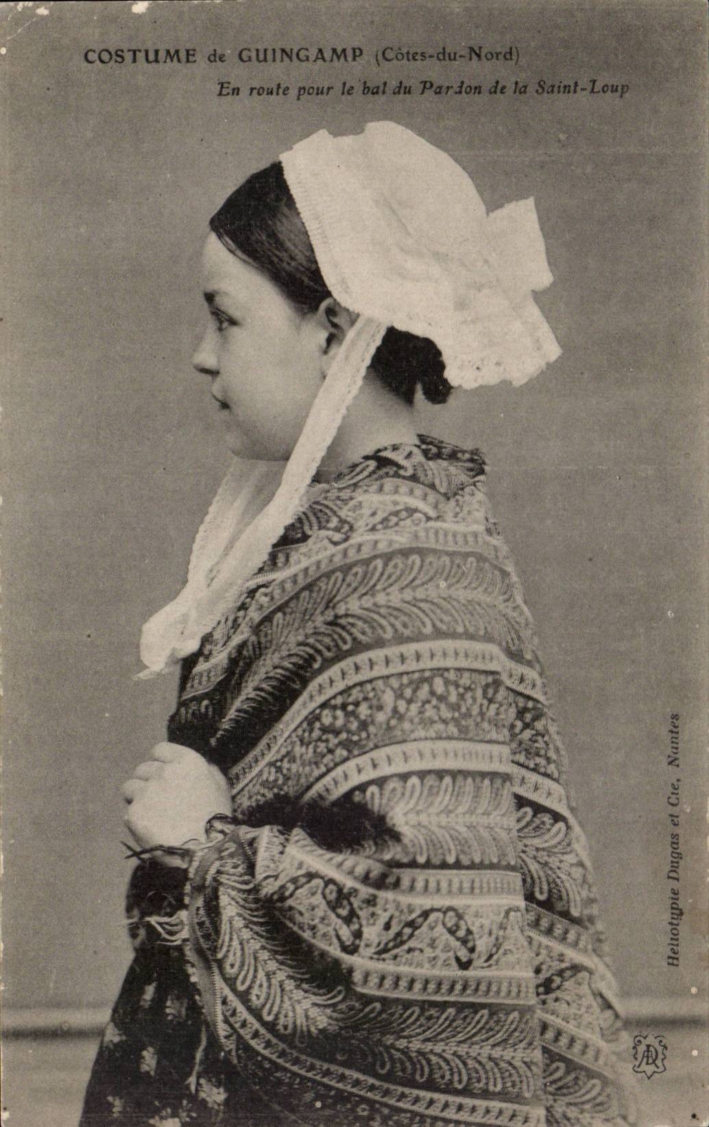 Folklore - Costume of Guingamp - On the way for the ball of the Forgiveness of Saint the Wolf - CPA