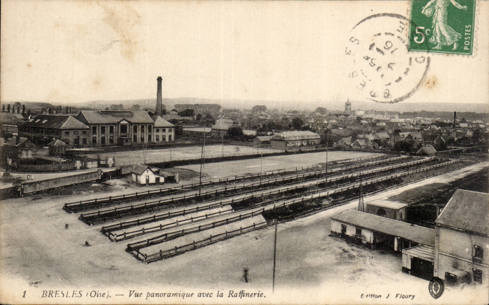 CPA Bresles Panoramic View with the refinery