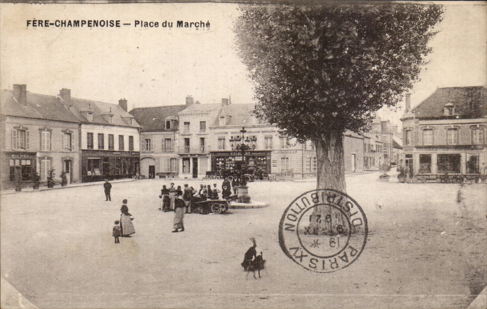 Champagne CPA Fere Place of the market