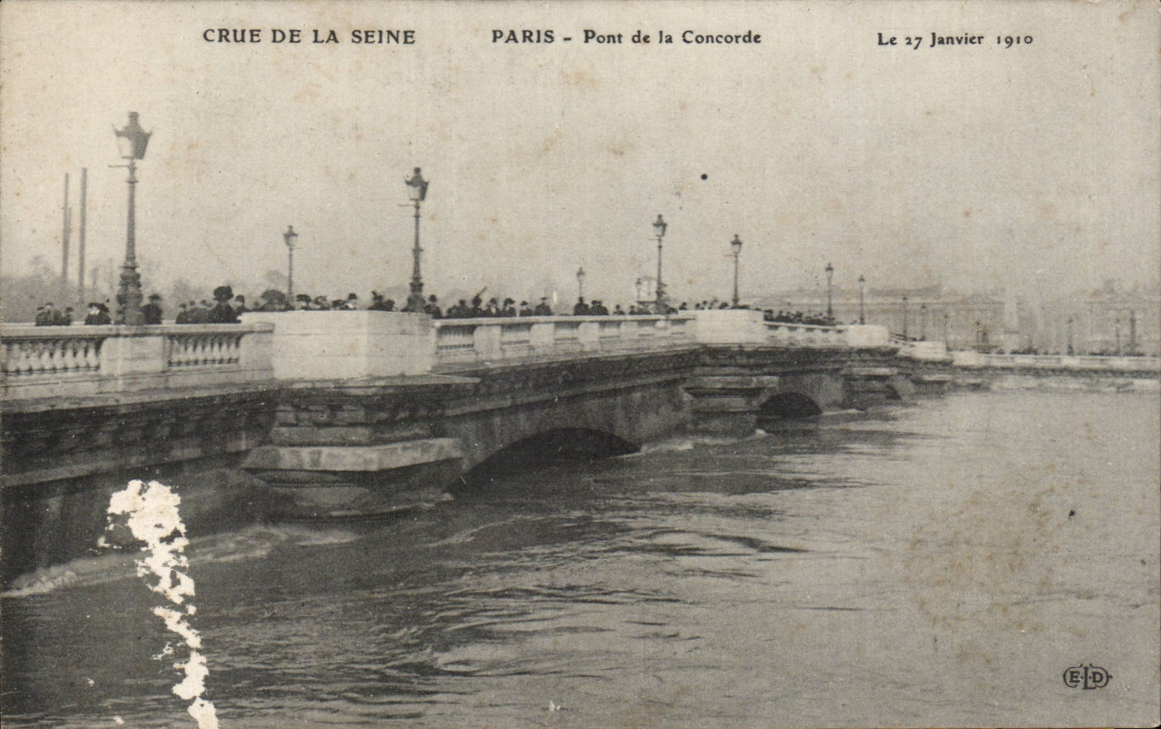 Raw CPA Paris of the Seine Flood of January 1910 Bridge of the Harmony