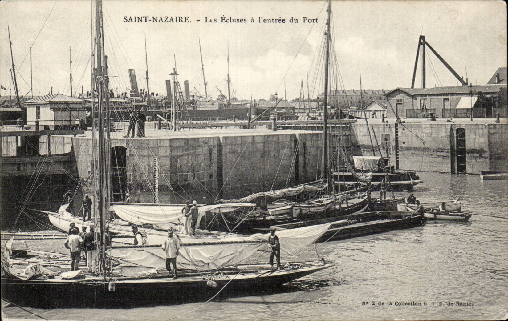 Holy CPA Nazaire locks with Entering of the port