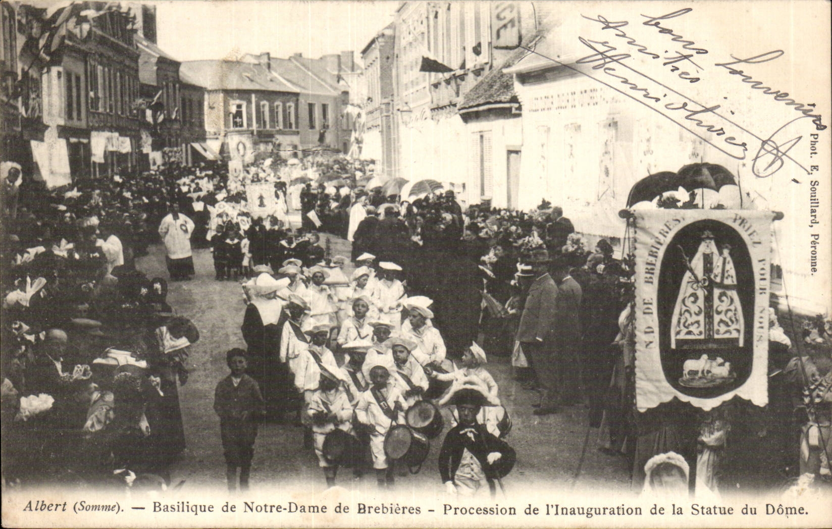 CPA Albert Basilique of Our Lady of Brebieres Procession of the inauguration of Statue of the Dome