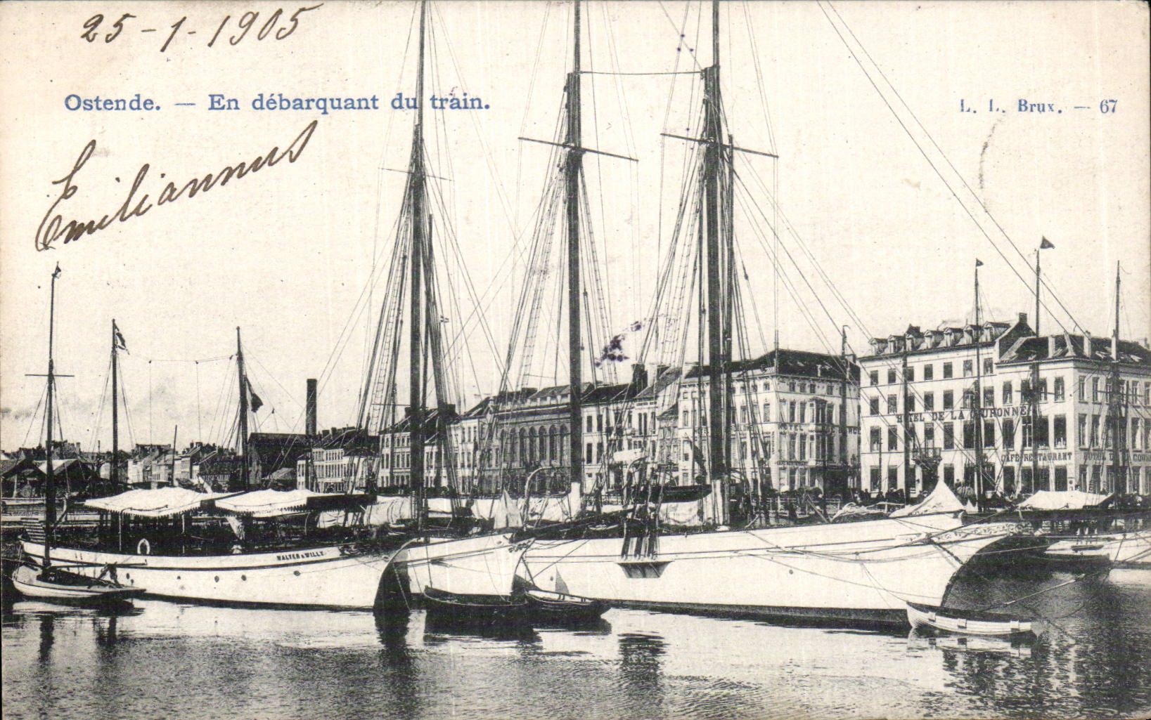 CPA Belgium Ostend By unloading train Boat