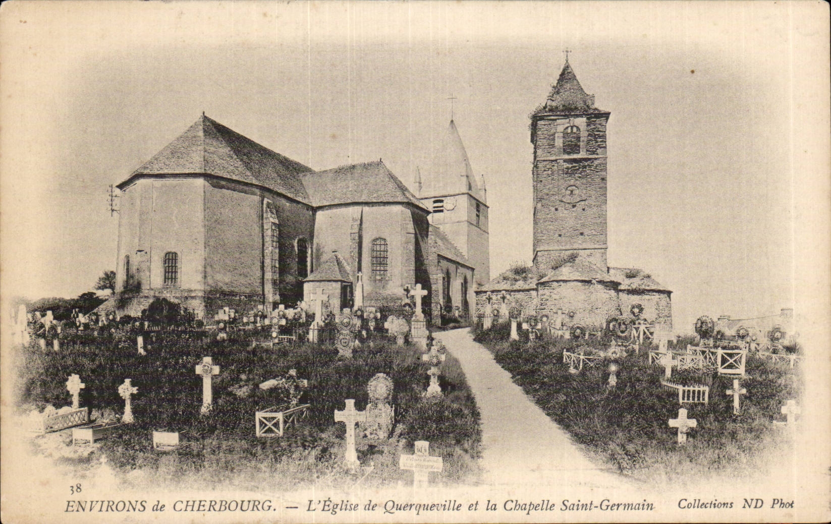 CPA Environs de Cherbourg L'eglise de Querqueville et la chapelle Saint Germain 