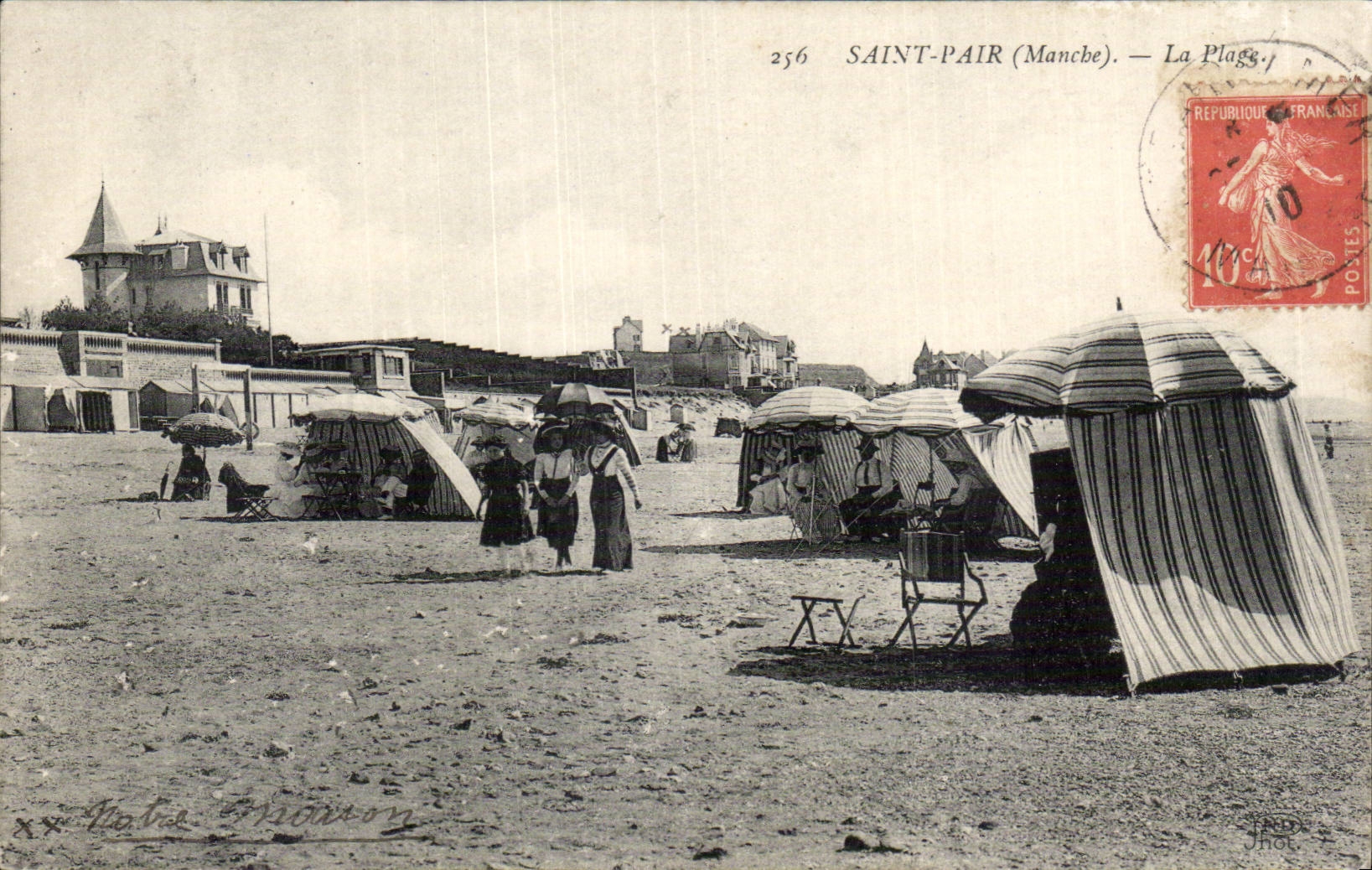 CPA Saint Even the beach