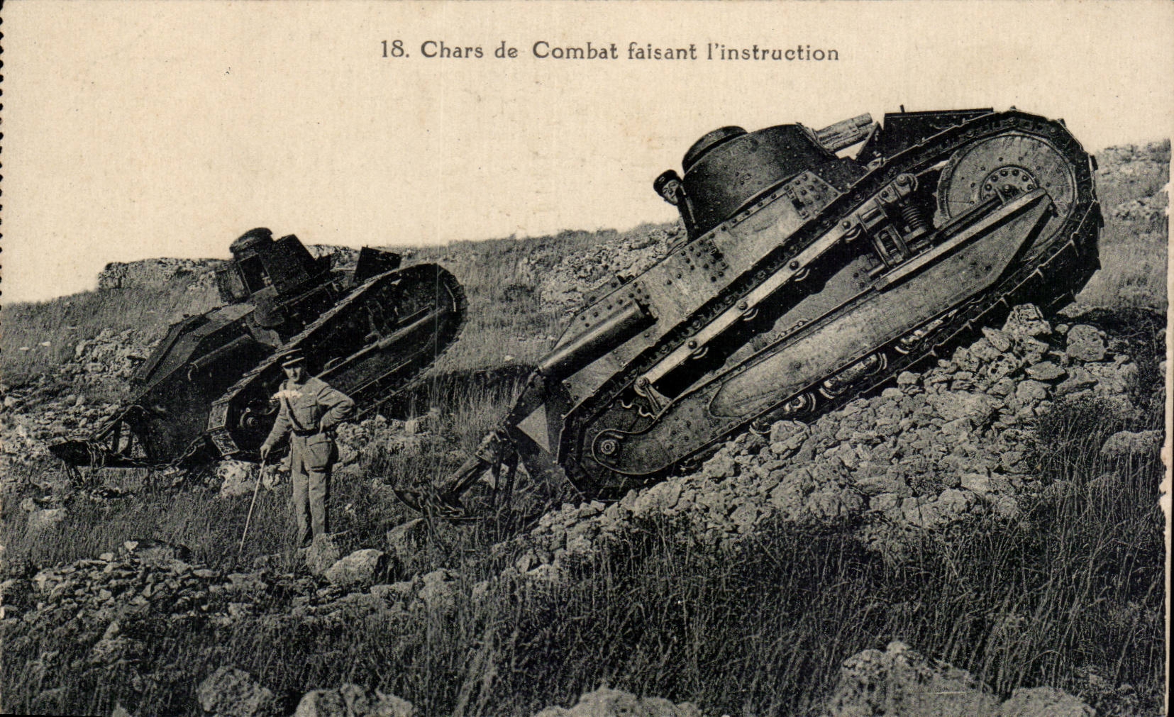 Faisaint de los tanques de CPA la instruccion de Militaria