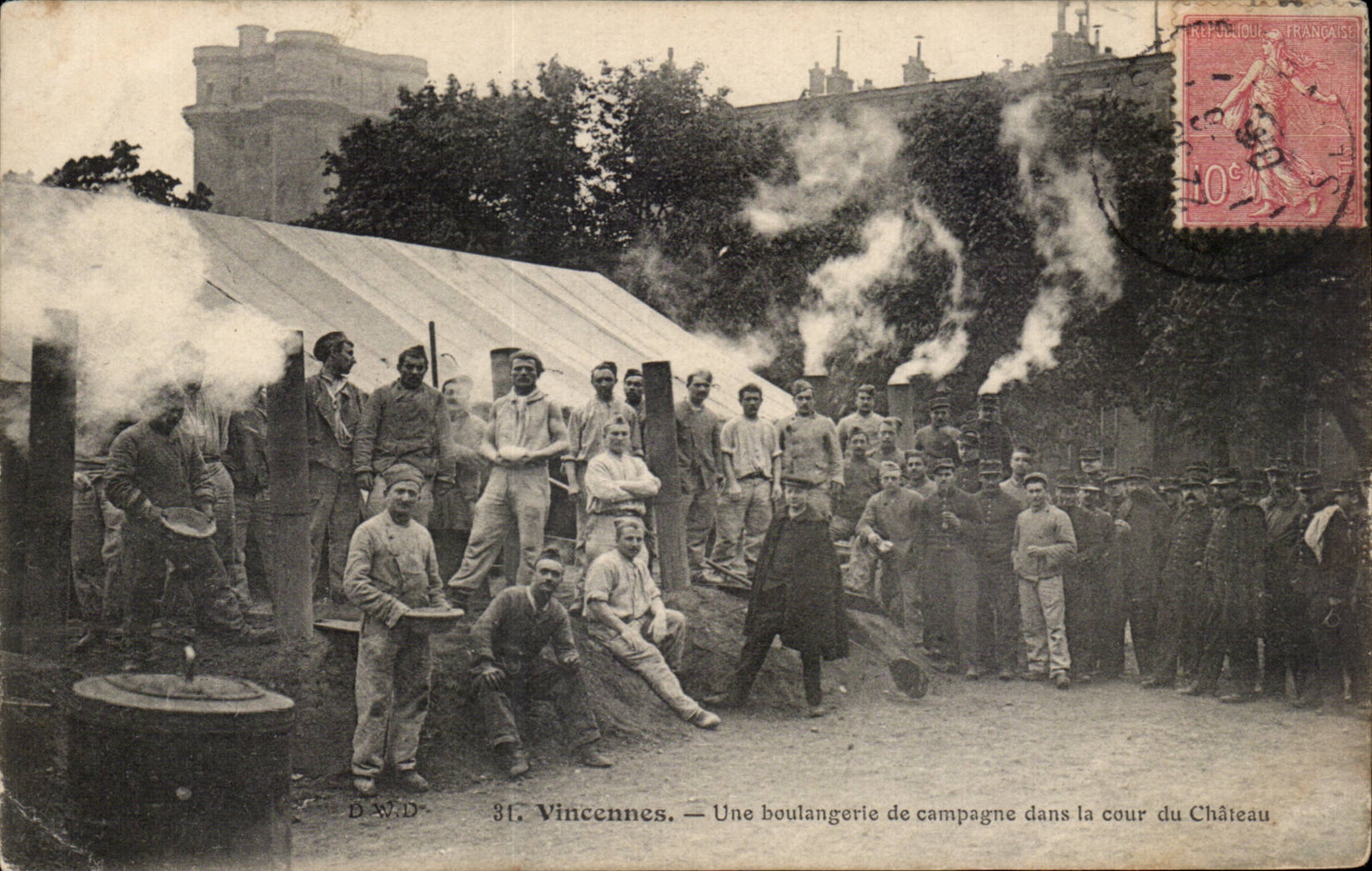 CPA Vincennes a bakery of countryside in the court of the castle