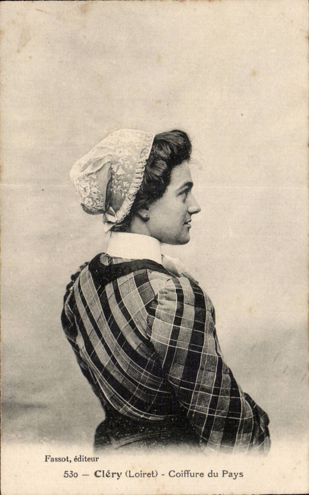 CPA Clery Hairstyle of the country Folklore Costume