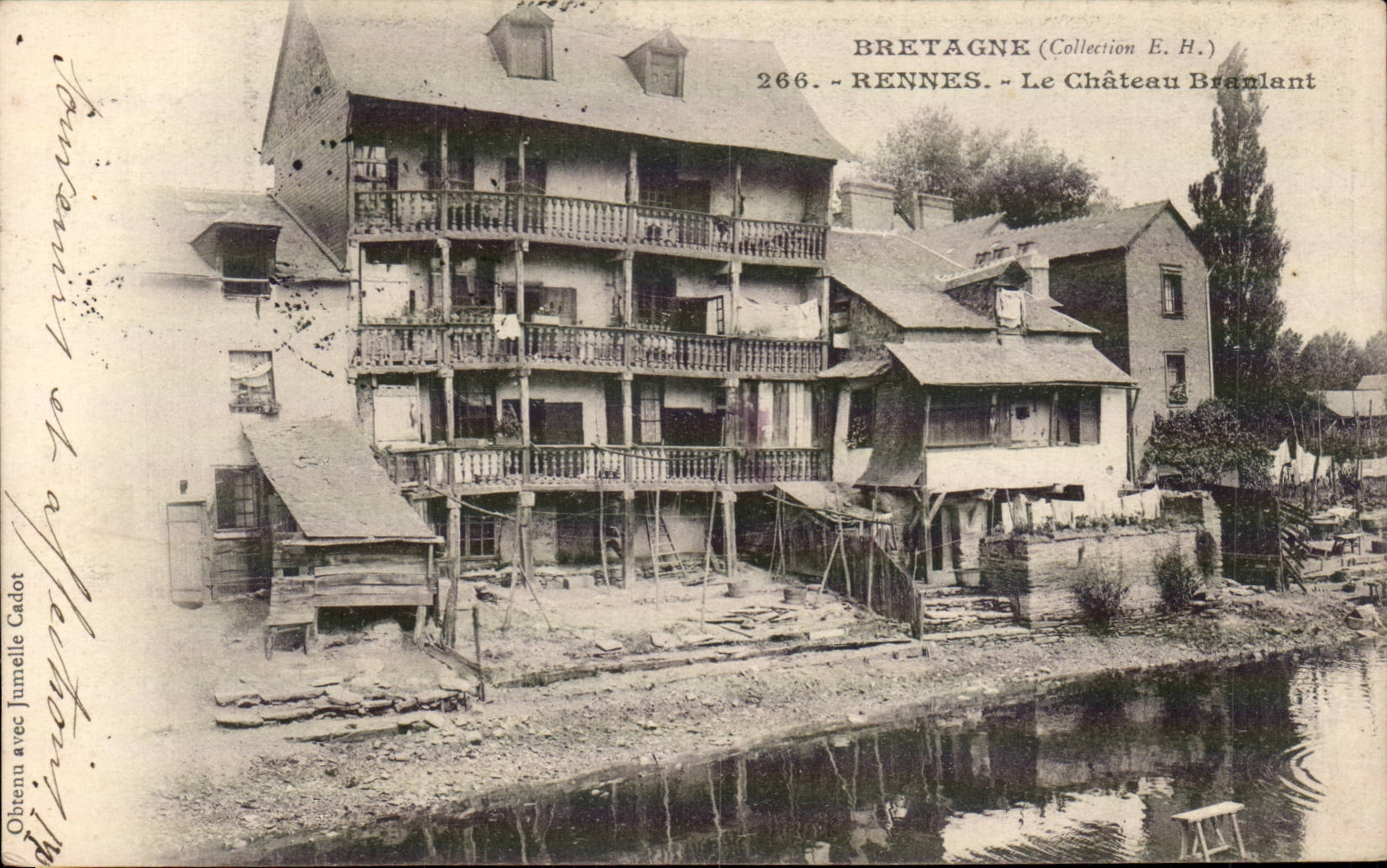 CPA Rennes Le Shaking castle