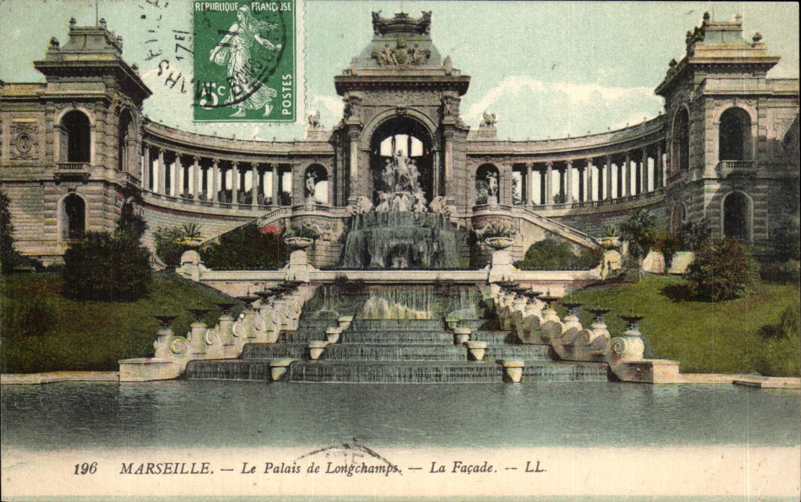 CPA Marseille Le palais de Longchamp La facade