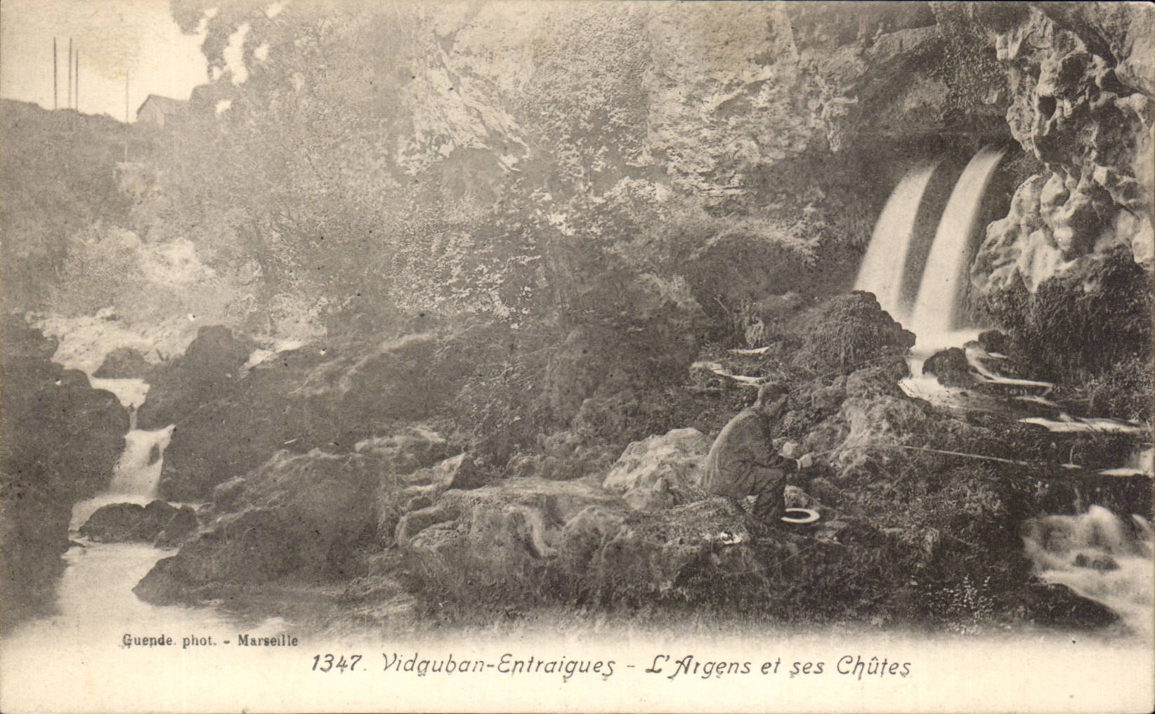 CPA Vidguban Entraigues Argens and its falls