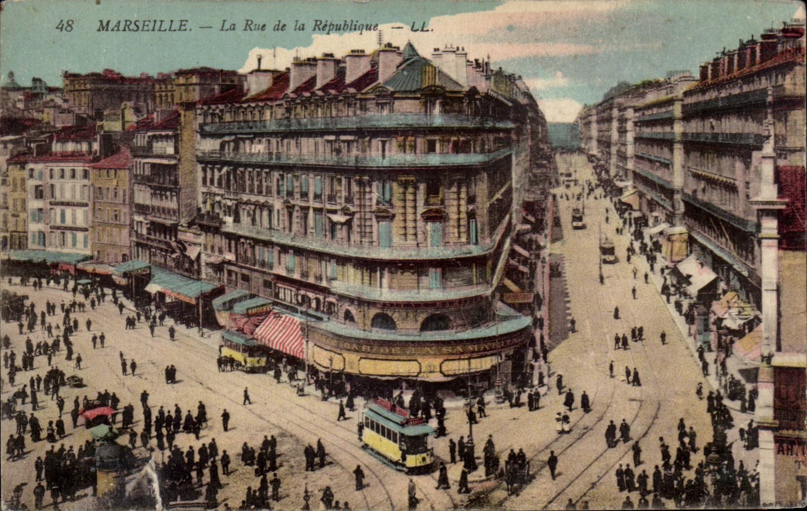 CPA Marseille La rue de la Republique