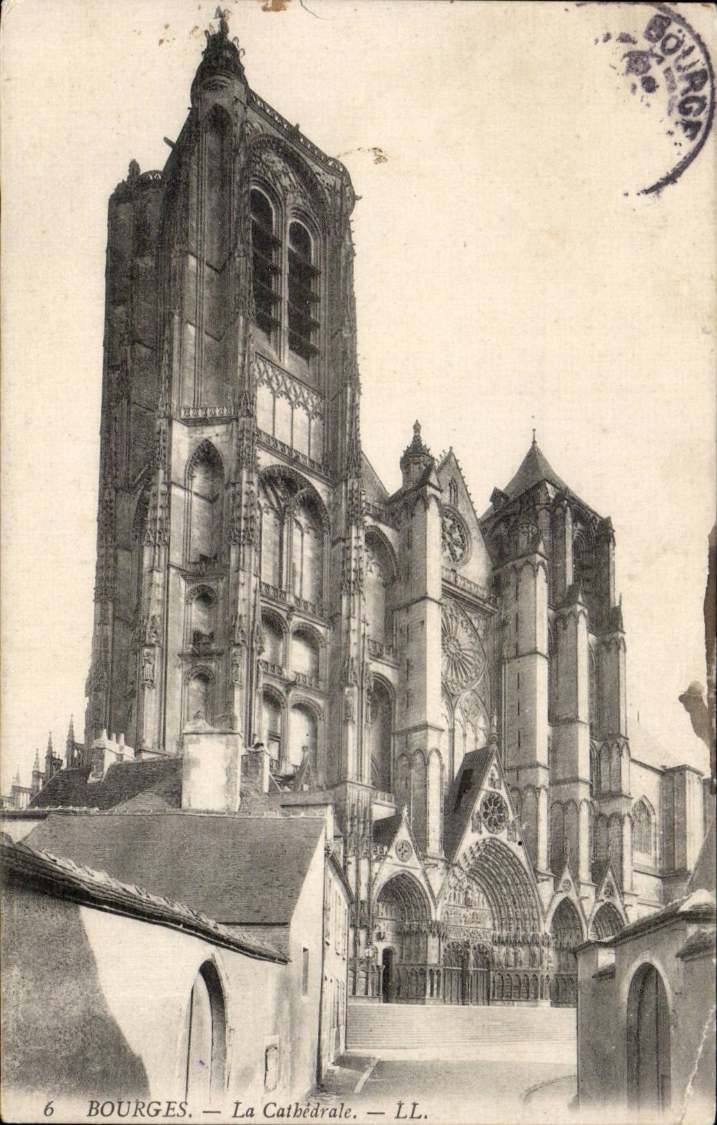 CPA Bourges la catedral