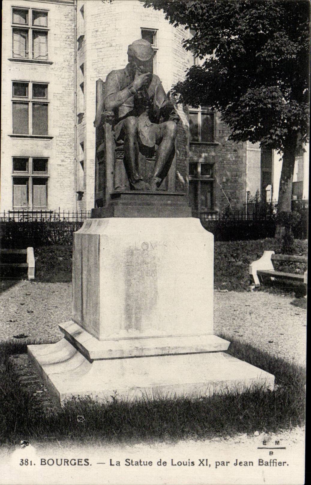 Estatua de CPA Bourges de Louis XI por Jean Baffier