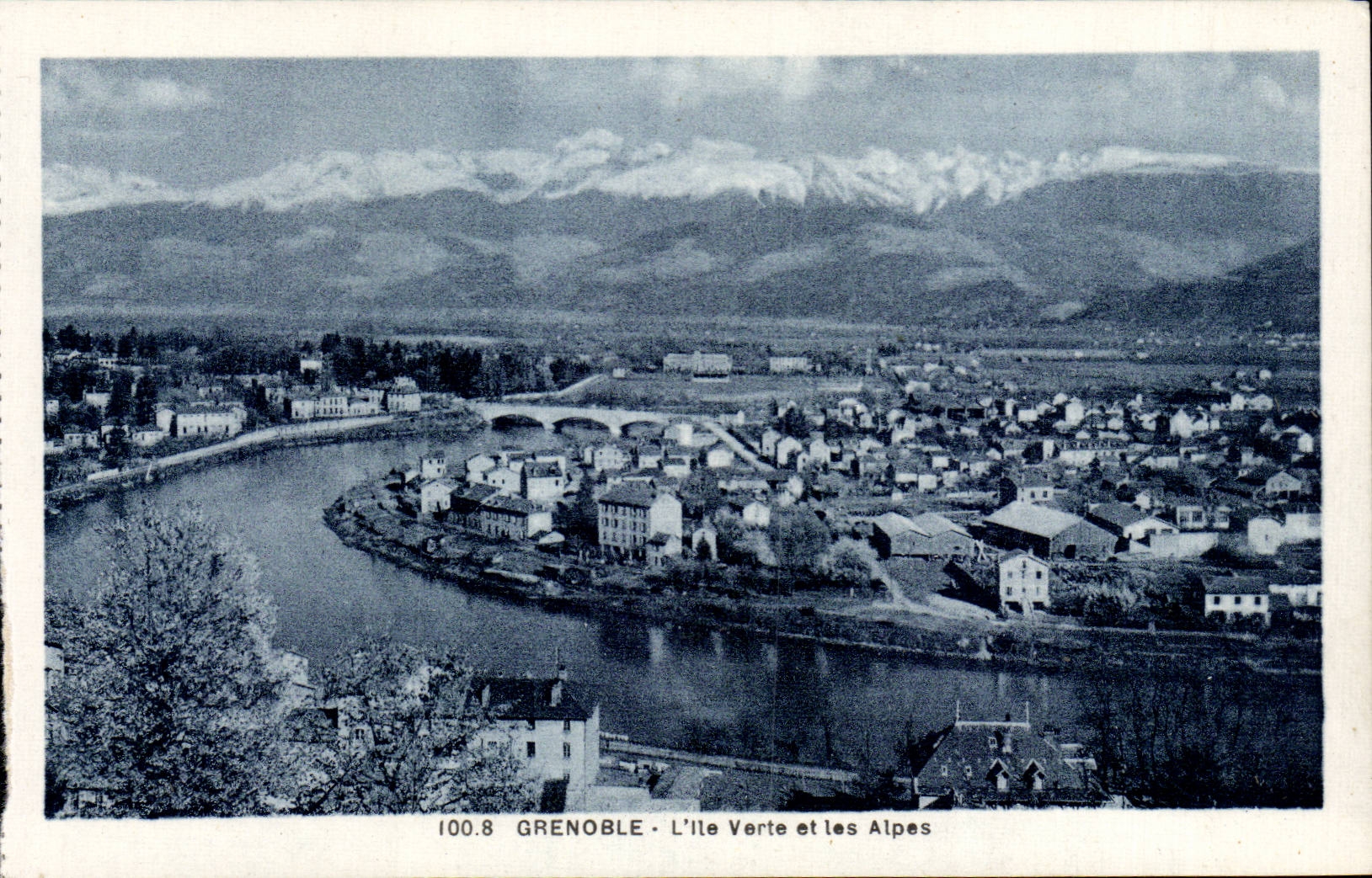CPA Grenoble the green island and the Alps
