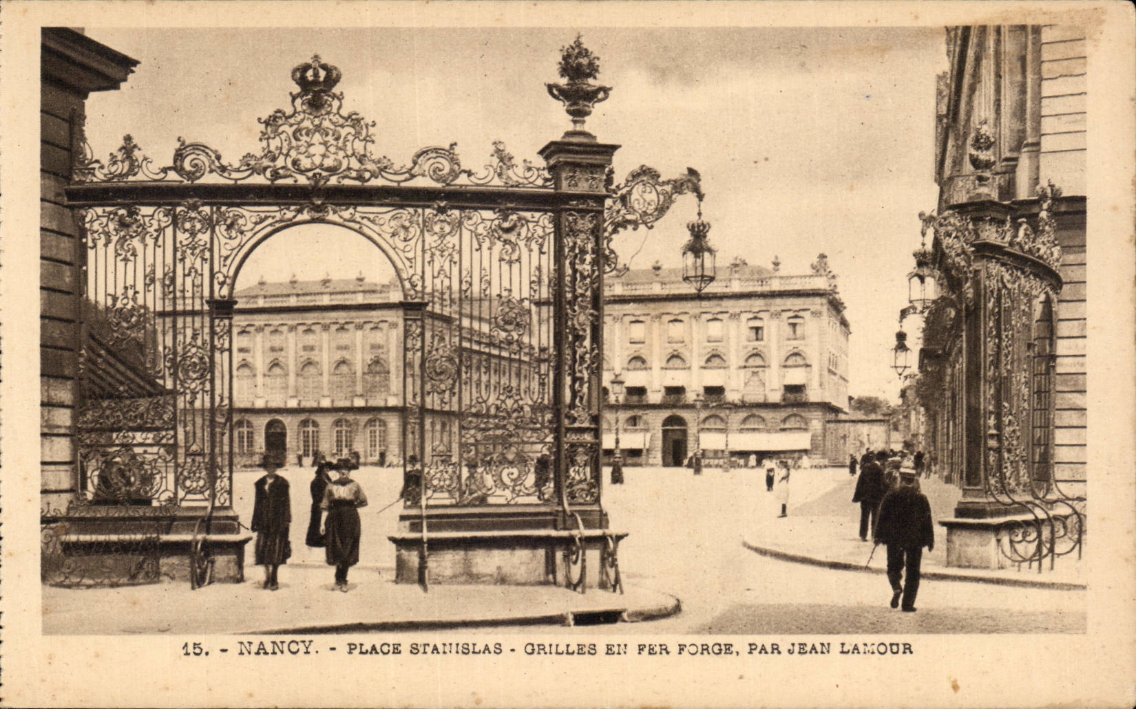 CPA Nancy Place Stanislas GRilles en fer forg e par Jean Lamour 