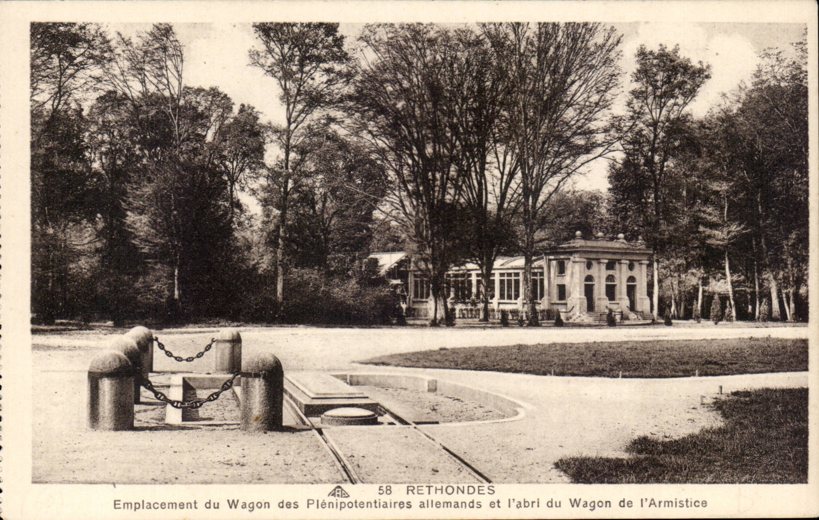 CPA Rethondes Site of the coach of plenipotentiary German and to abir it coach of the armistice