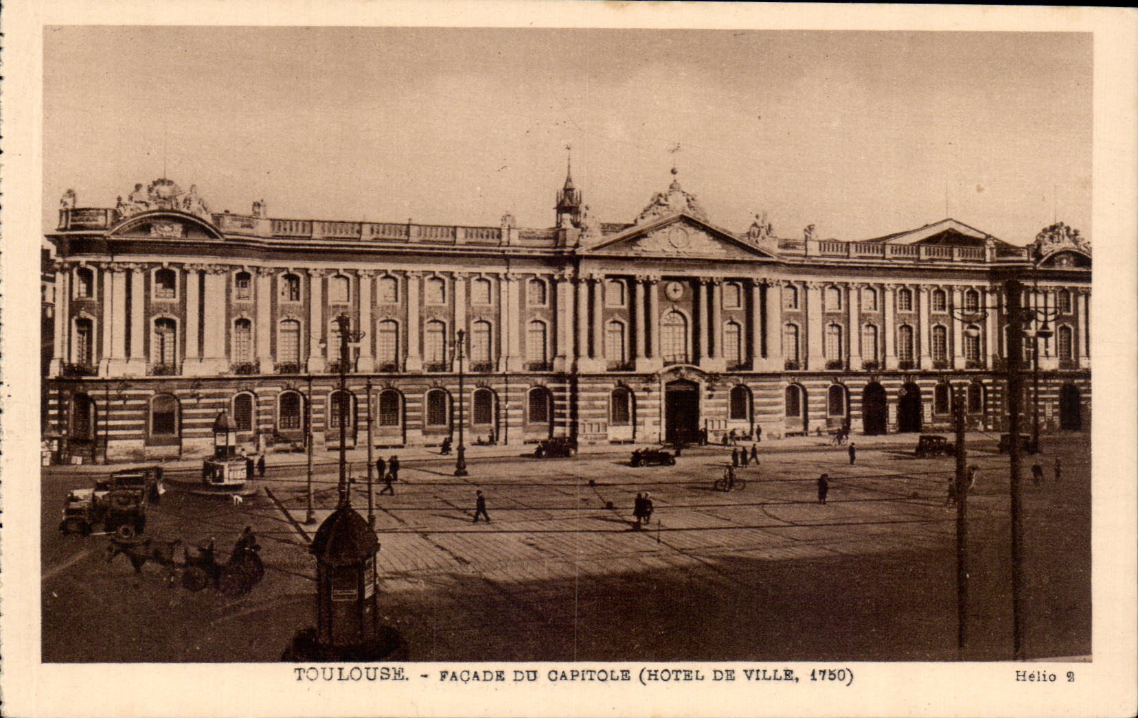 CPA Toulouse Frontage of the capitole Town hall 1750